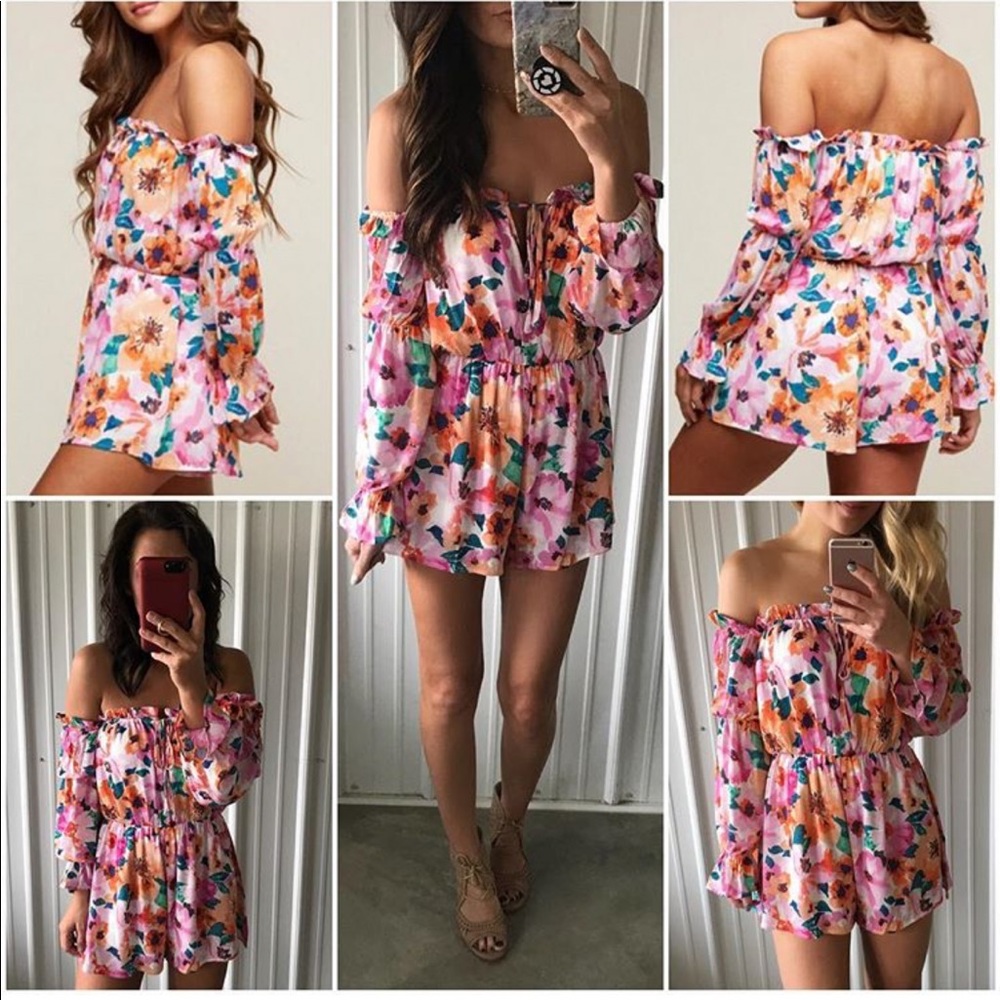 Floral romper. Size small. Very cute